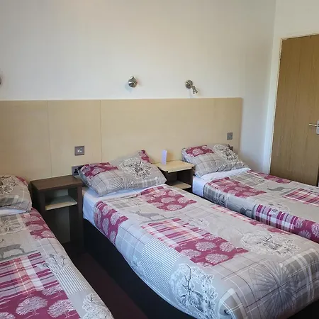The Gatwick White House Hotel Horley Extérieur photo