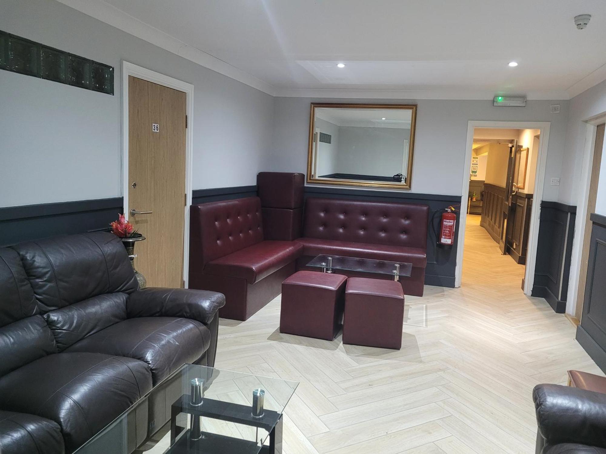The Gatwick White House Horley (Surrey)