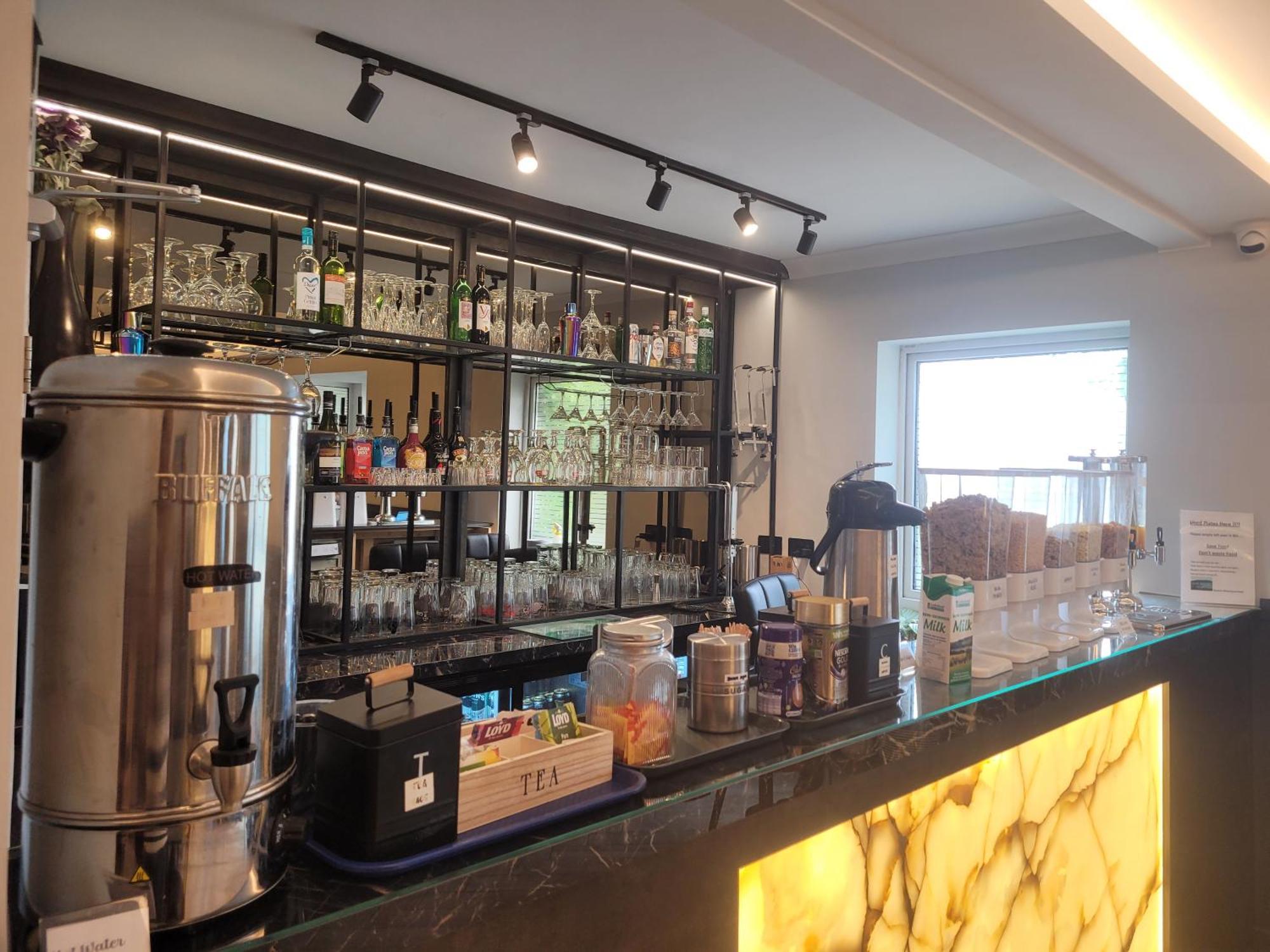 The Gatwick White House Hotel 2*