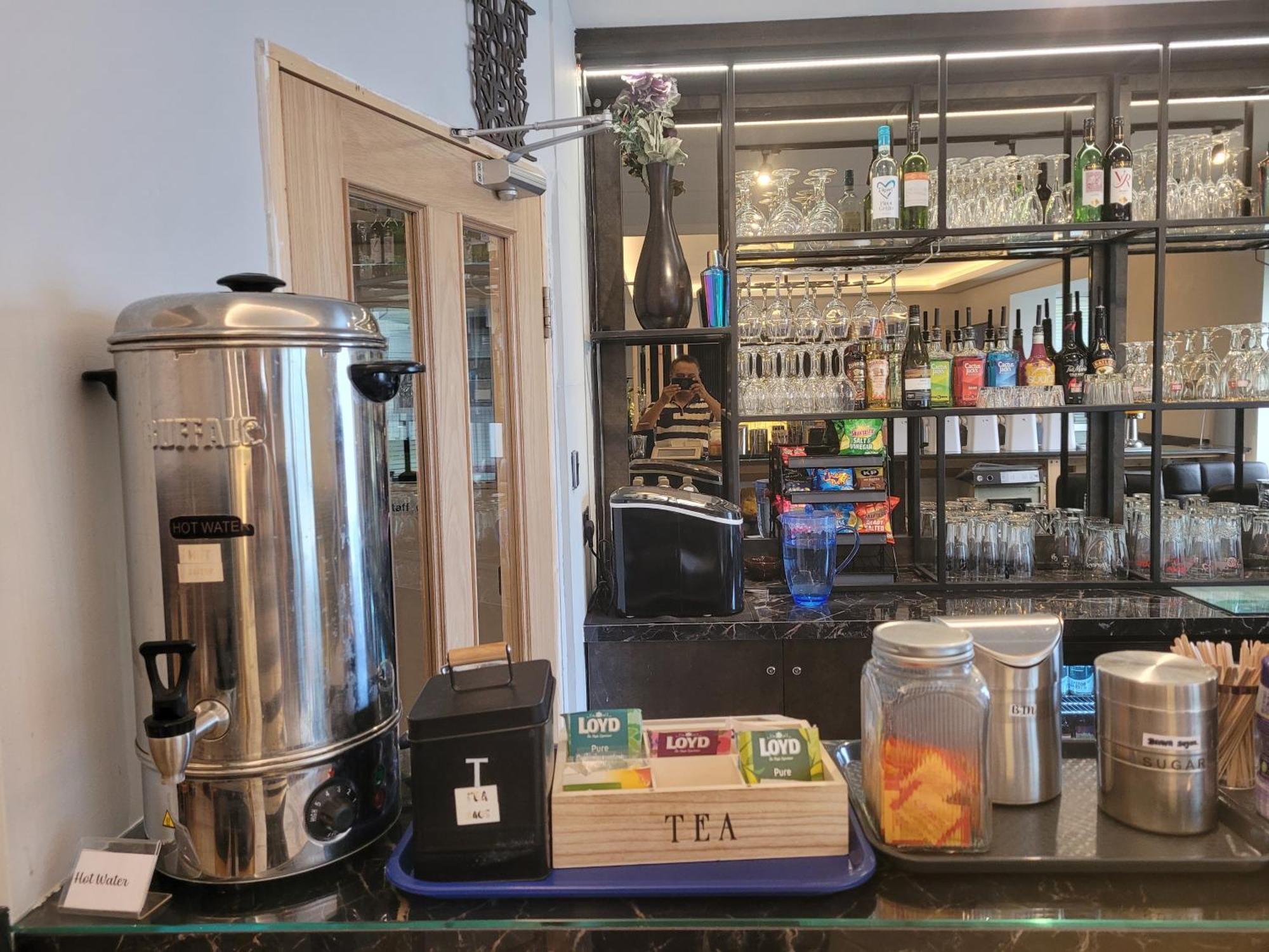 The Gatwick White House Hotel
