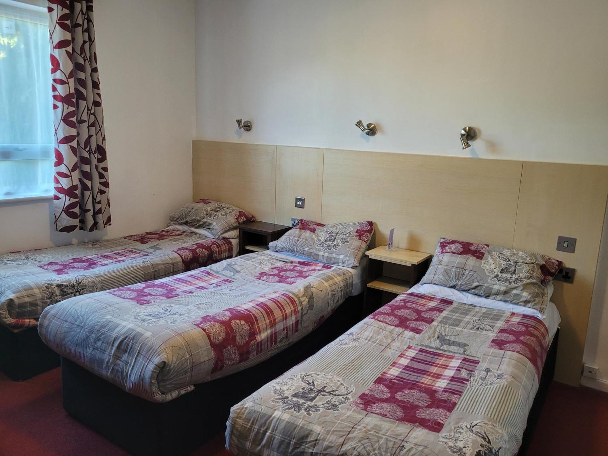 Hotel The Gatwick White House 2*
