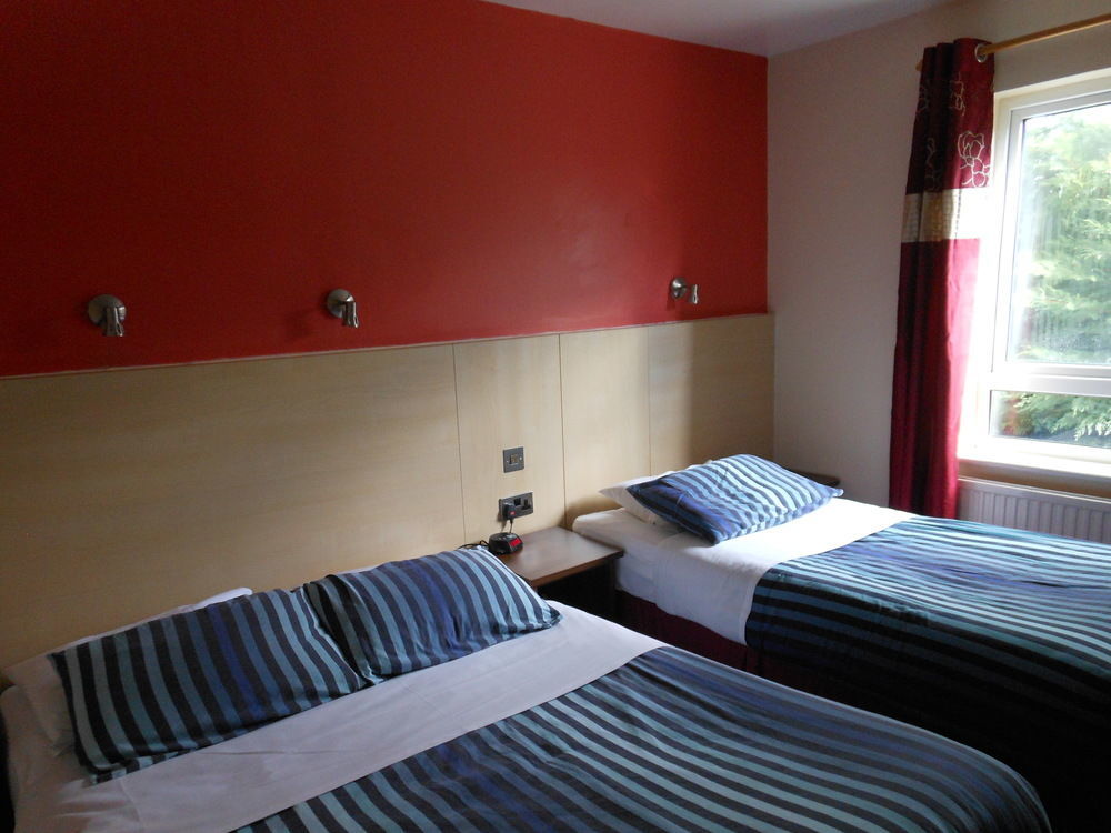 The Gatwick White House Horley (Surrey)